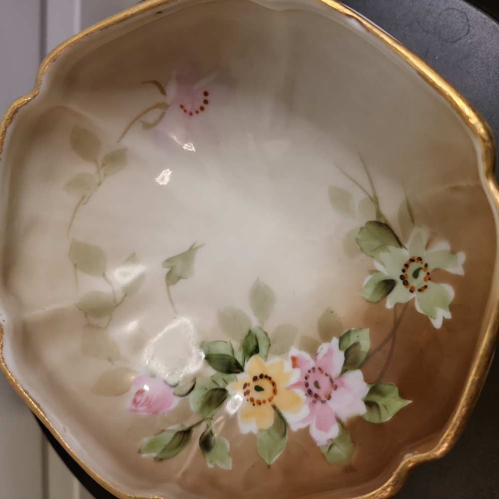 Hand Painted Floral Nippon Porcelain 3 Footed Candy Dish - Picture 8 of 11